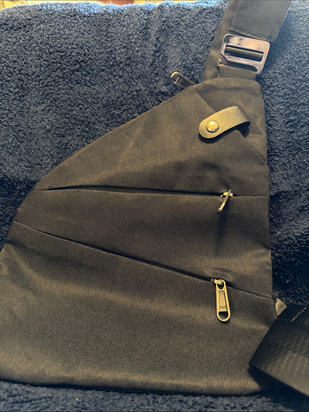 Men's Black Sling Belt Bag - Streamlined Everyday Carry